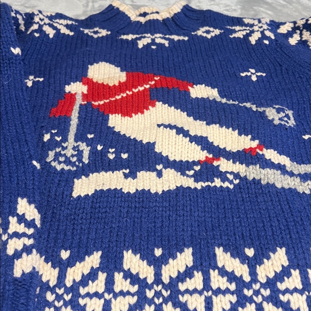 Lands End vintage lambswool sweater. Woman’s size L 14-16. - Picture 2 of 8